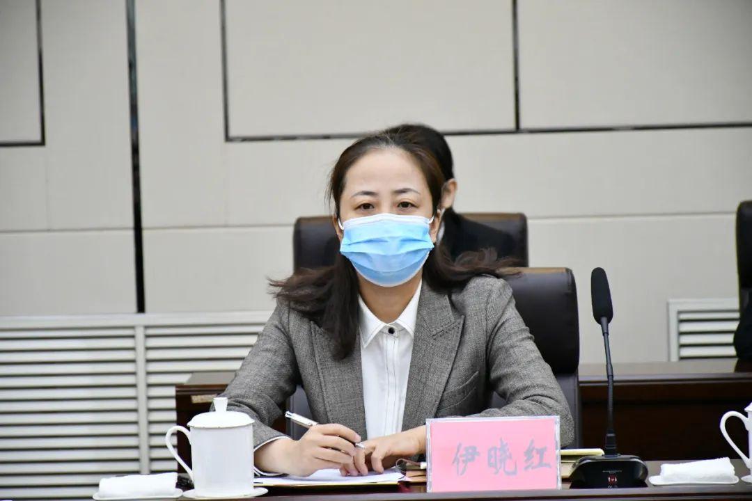 中山_2025新澳雷锋资料,驳斥传输、全面解答与解释